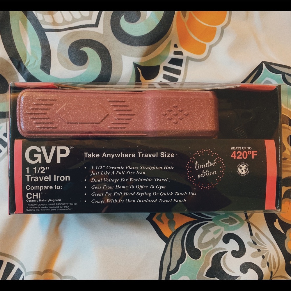 Pink sparkly travel size straightener